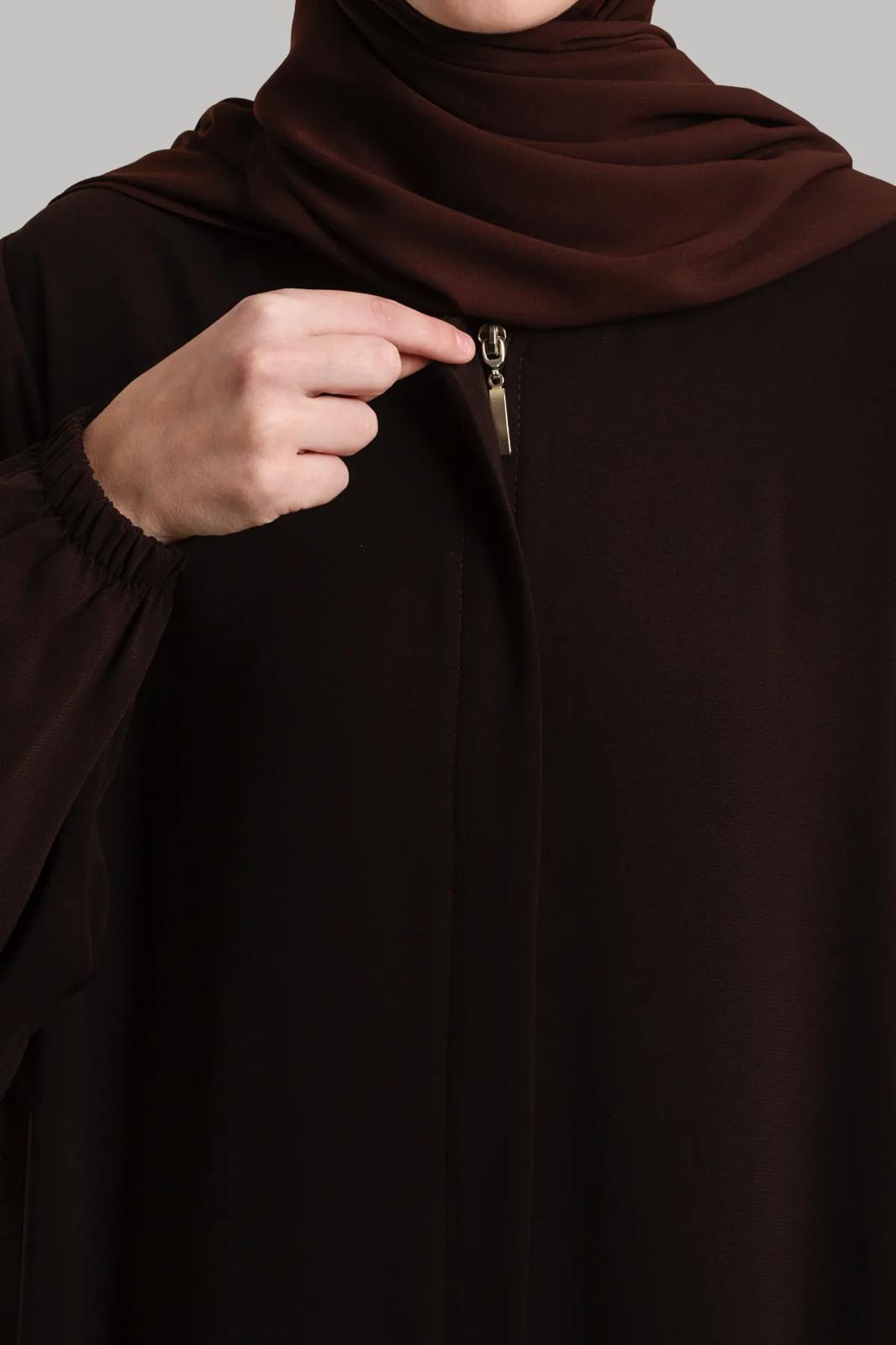 Arya Abaya met volledige rits